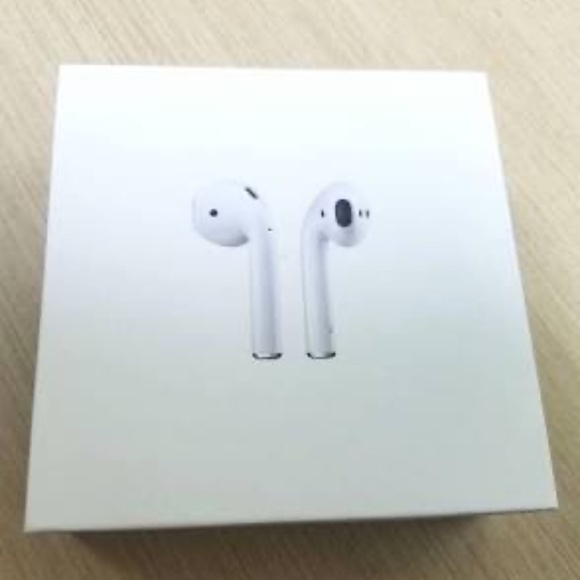 Apple Airpods ( 1 Generation ) With MagSafe Case l